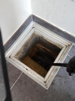Deboucheur egouts wc